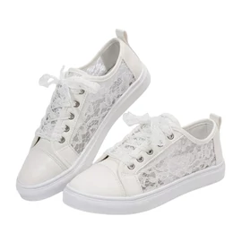 Női csipkés sportcipő fehér színben MM2096352