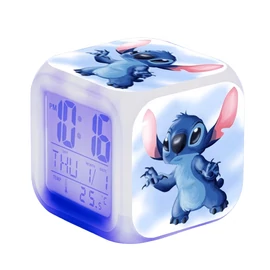 Disney Stitch Digitális Ébresztőóra – Boldog Stitch Pasztell Háttérrel 57MK85XGK1-B