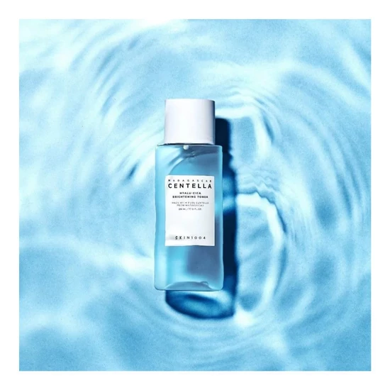 SKIN1004 Madagascar Centella Hyalu-Cica öregedésgátló és hámlasztó tonik 210ml 8809576260700