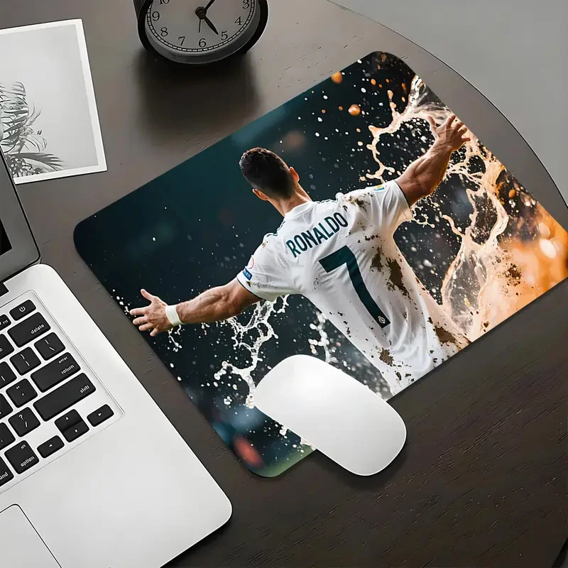 Cristiano Ronaldo vízálló, csúszásmentes gamer egérpad CE3162647-26x21